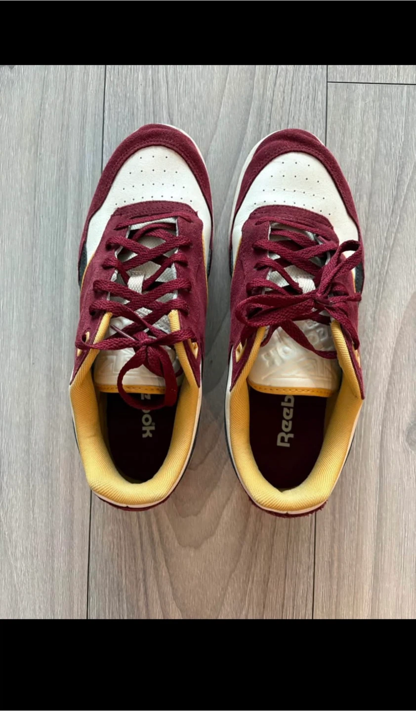 Reebok Men's Sneakers Size  Men’s US 8.5