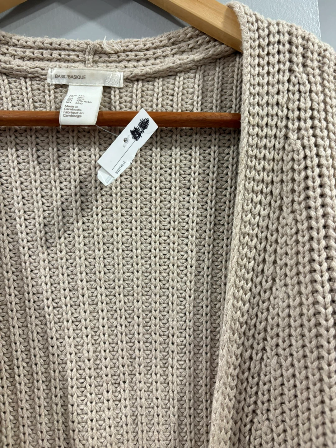 H&M Basic Cardigan