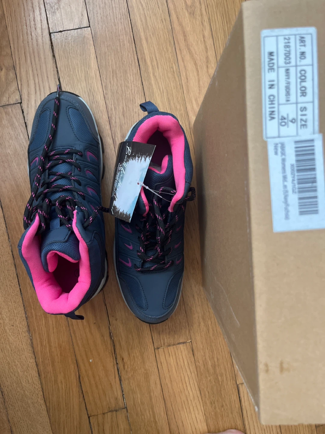 Jabasic Trekking Shoes size 9 - photo 3