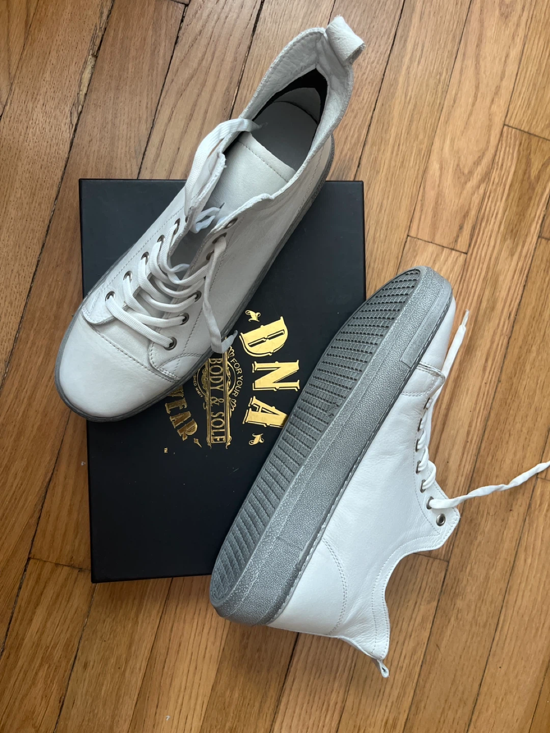 DNA FOOTWEAR  White Leather Sneakers with Box - photo 2