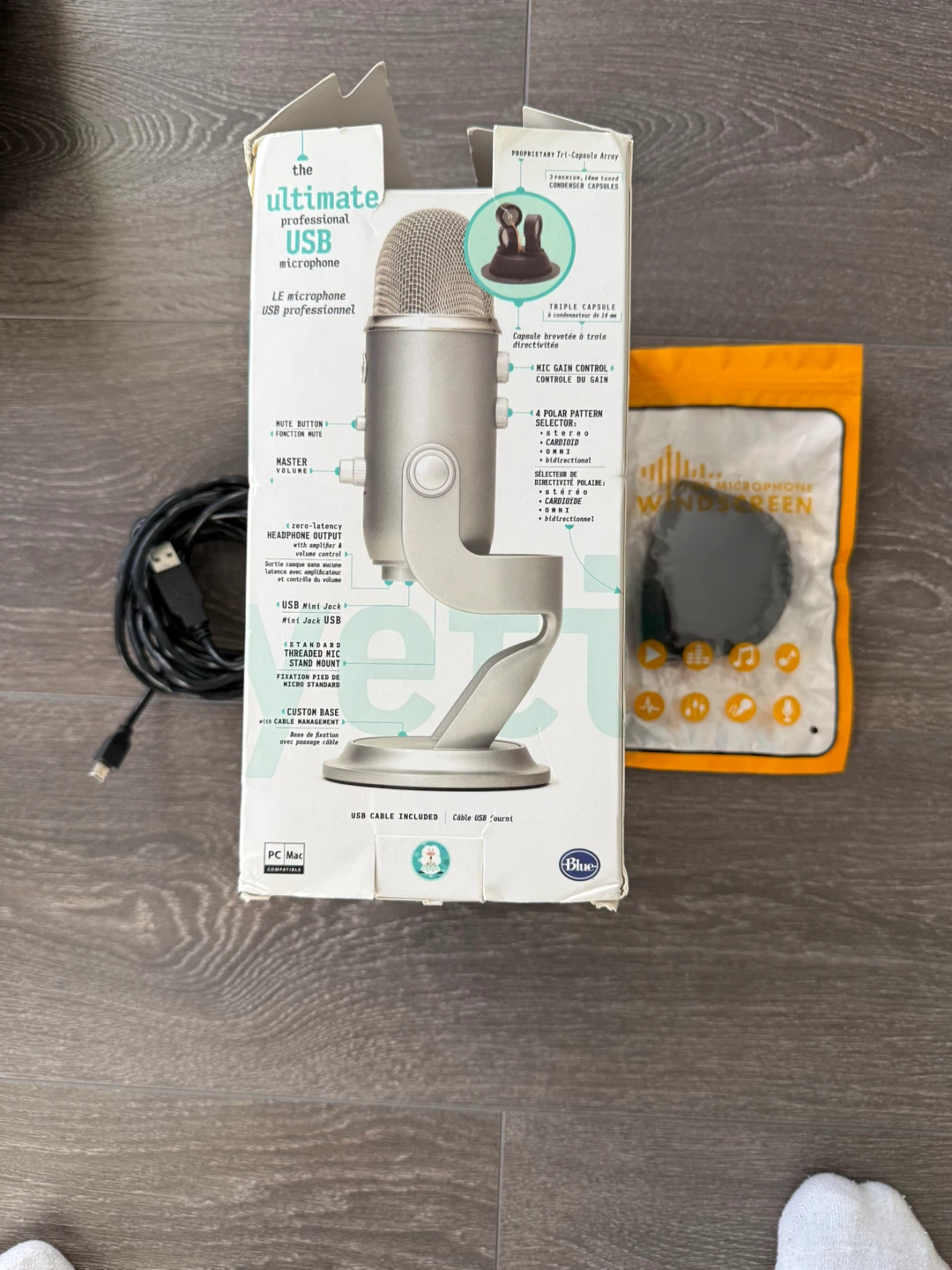 YETI MICROPHONE & ACCESSORIES