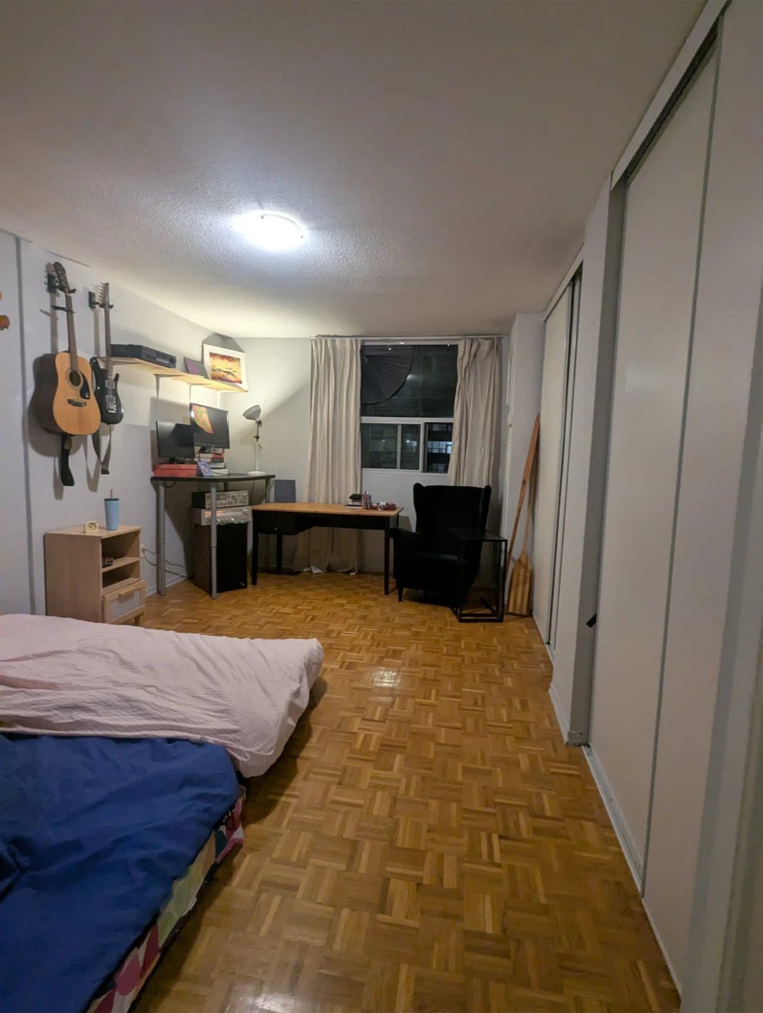 Large Private Room with Bathroom near islington station