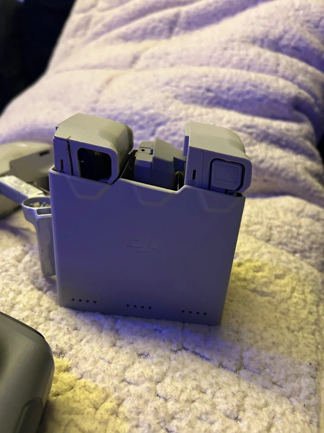 DJI Mini Drone with Controller and Charging Hub - photo 3