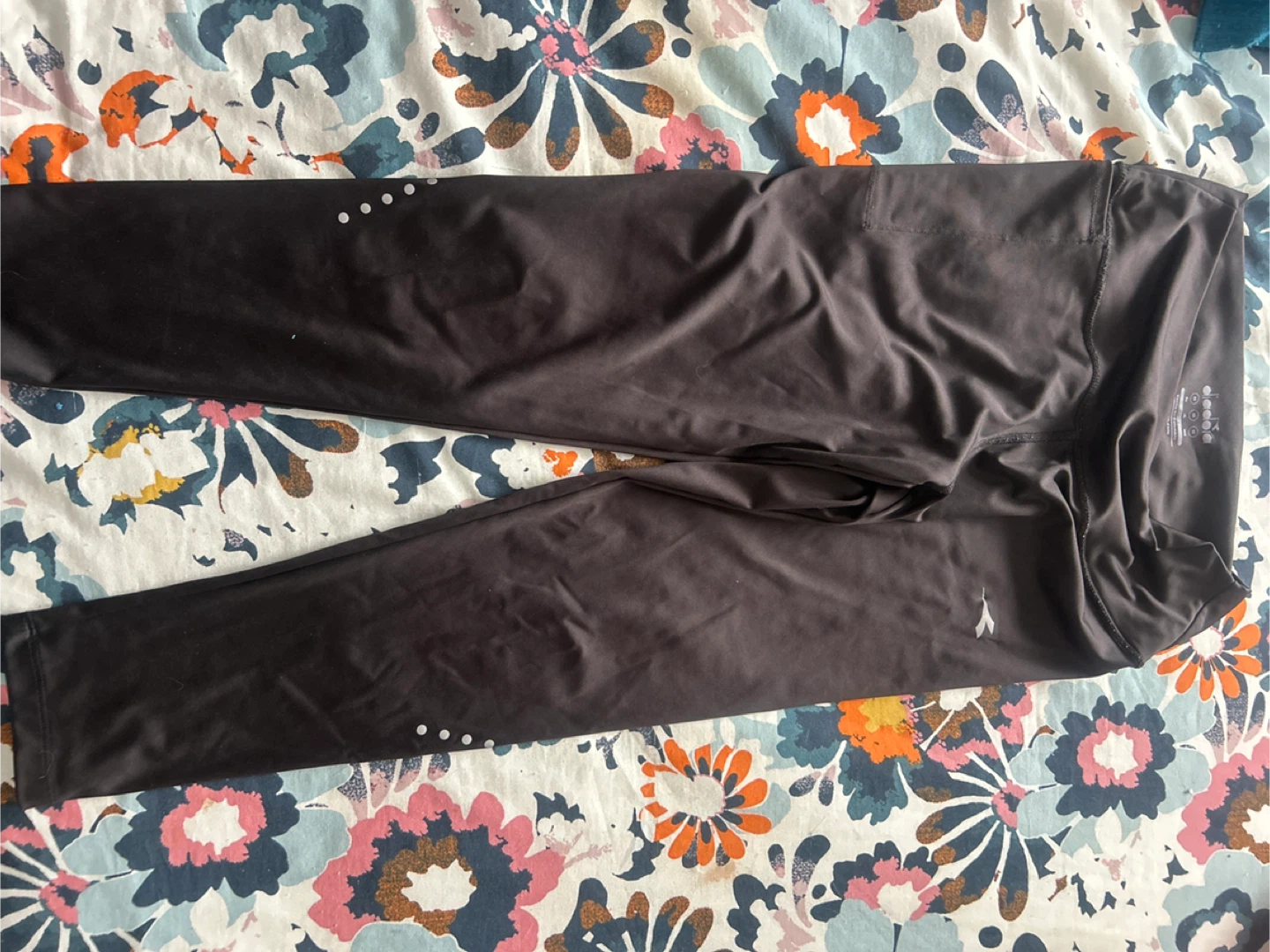 Diadora Women's Black Running Leggings with Pockets