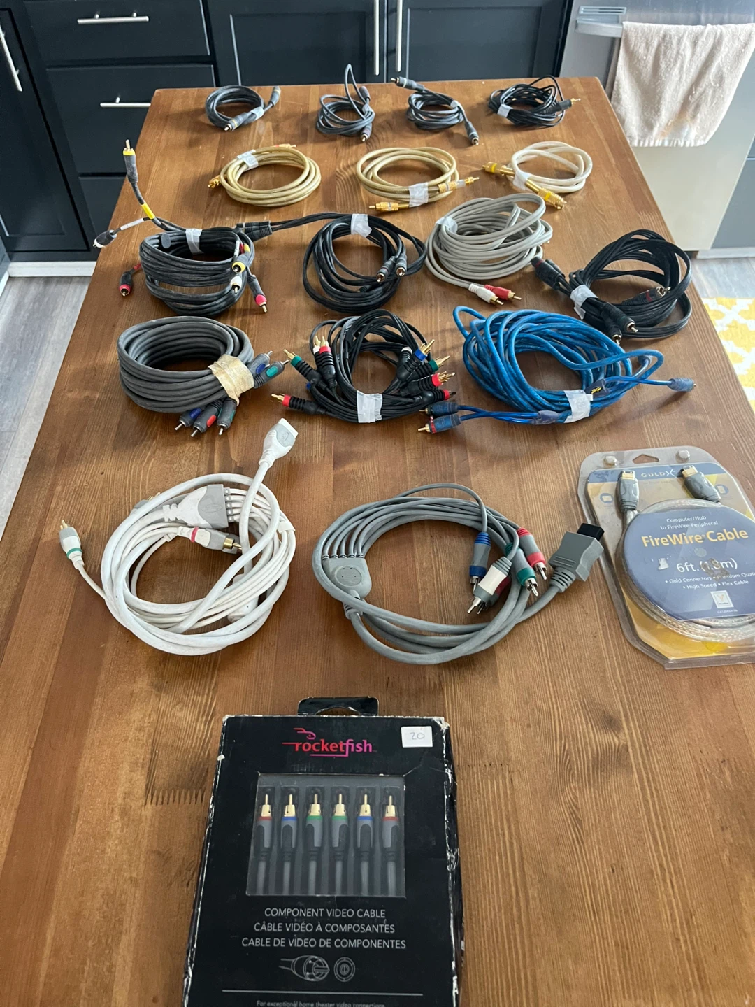 Audio, video, component cables
