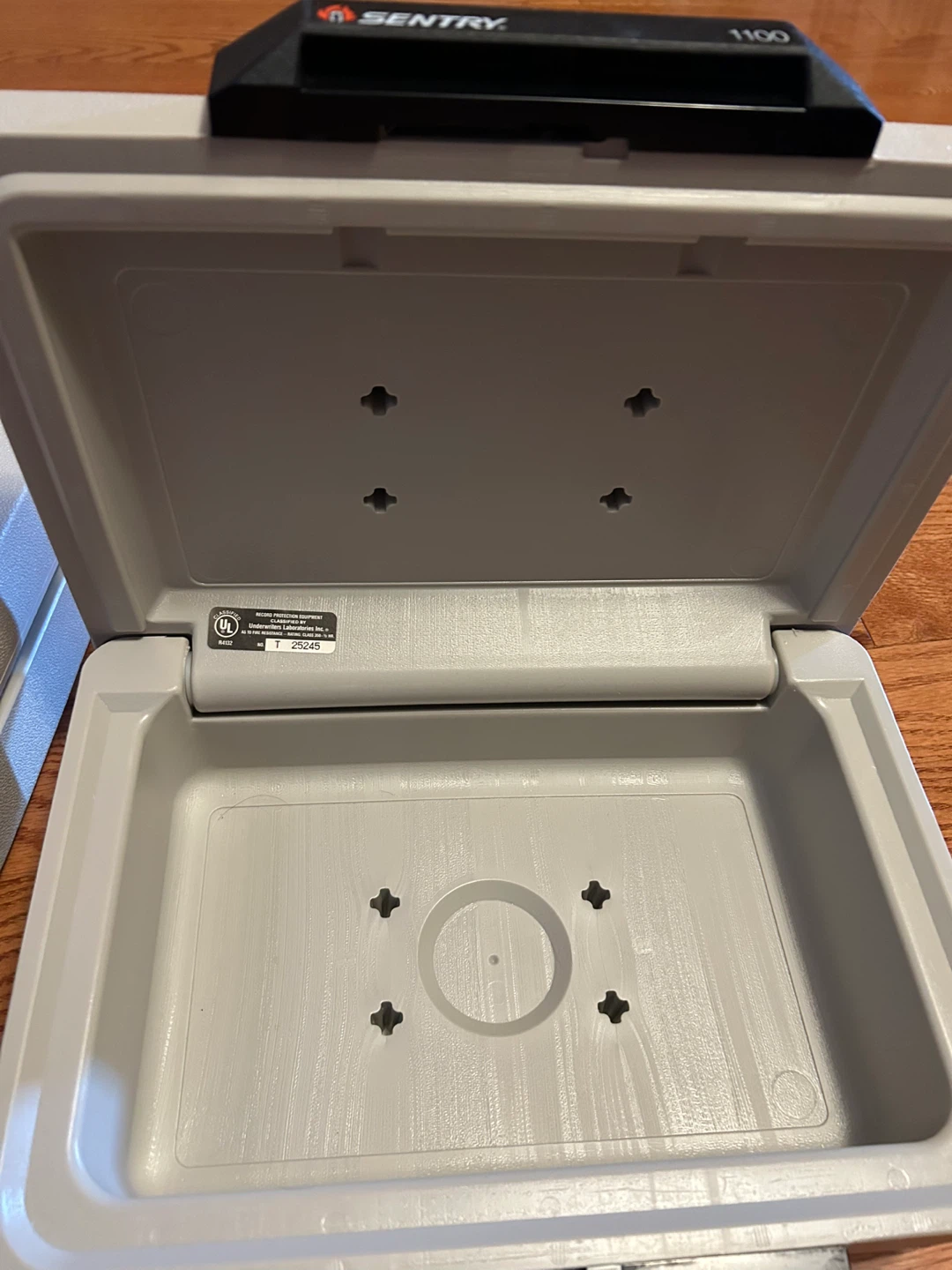 Two SentrySafe 1100 Fireproof Safe Box - photo 4