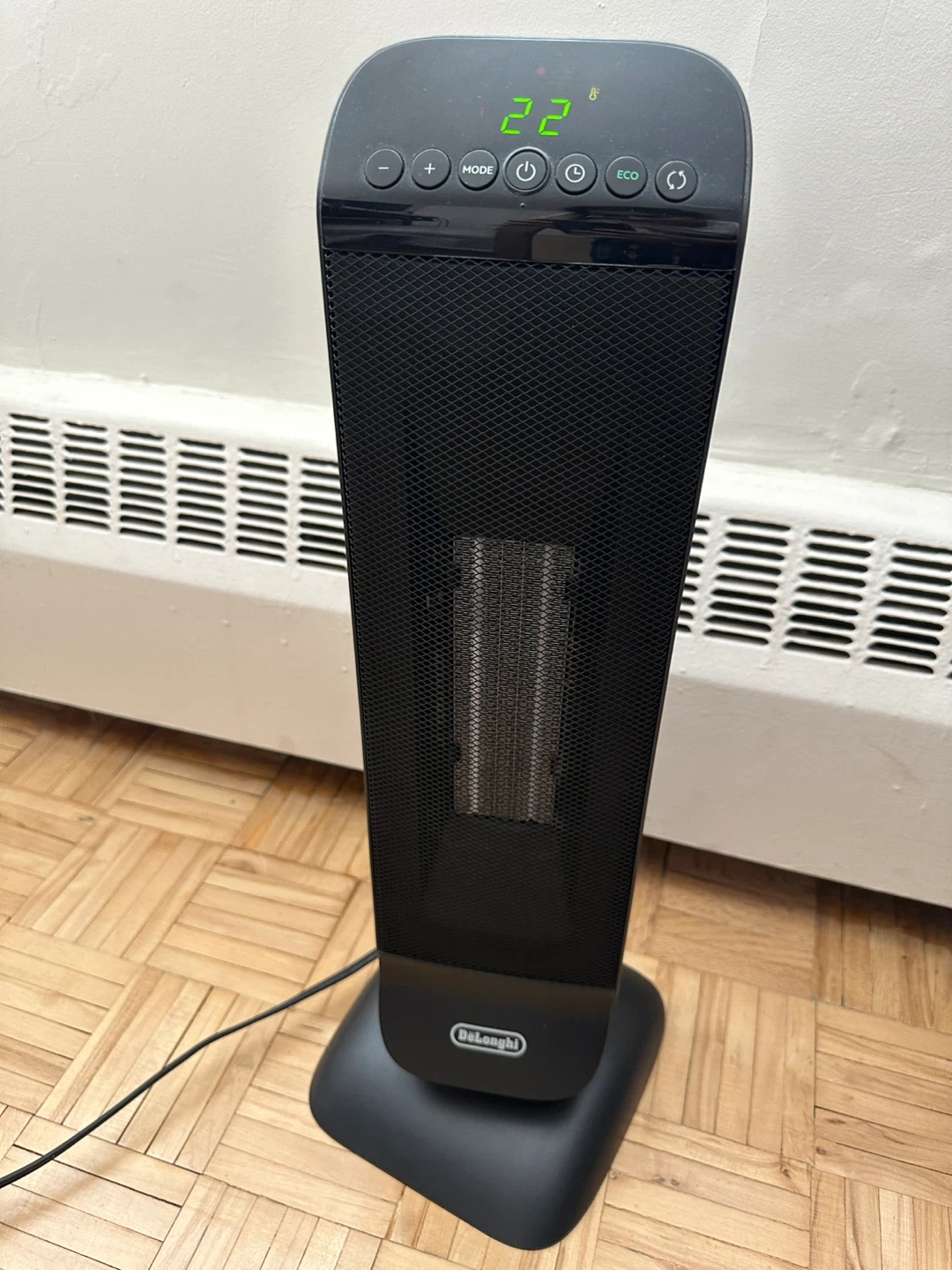 DeLonghi Tower Heater