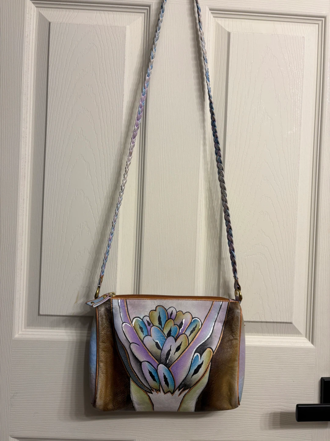 Artistic Magnifique Leather Shoulder Bag With Multicolour Design - photo 2