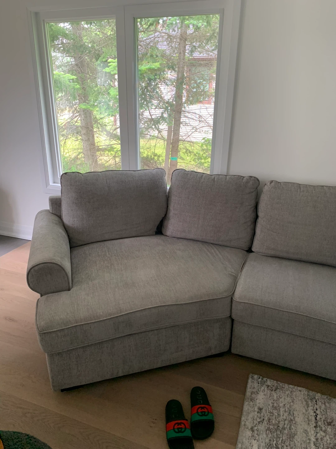 High end Grey Sectional pullout Sofa - photo 4
