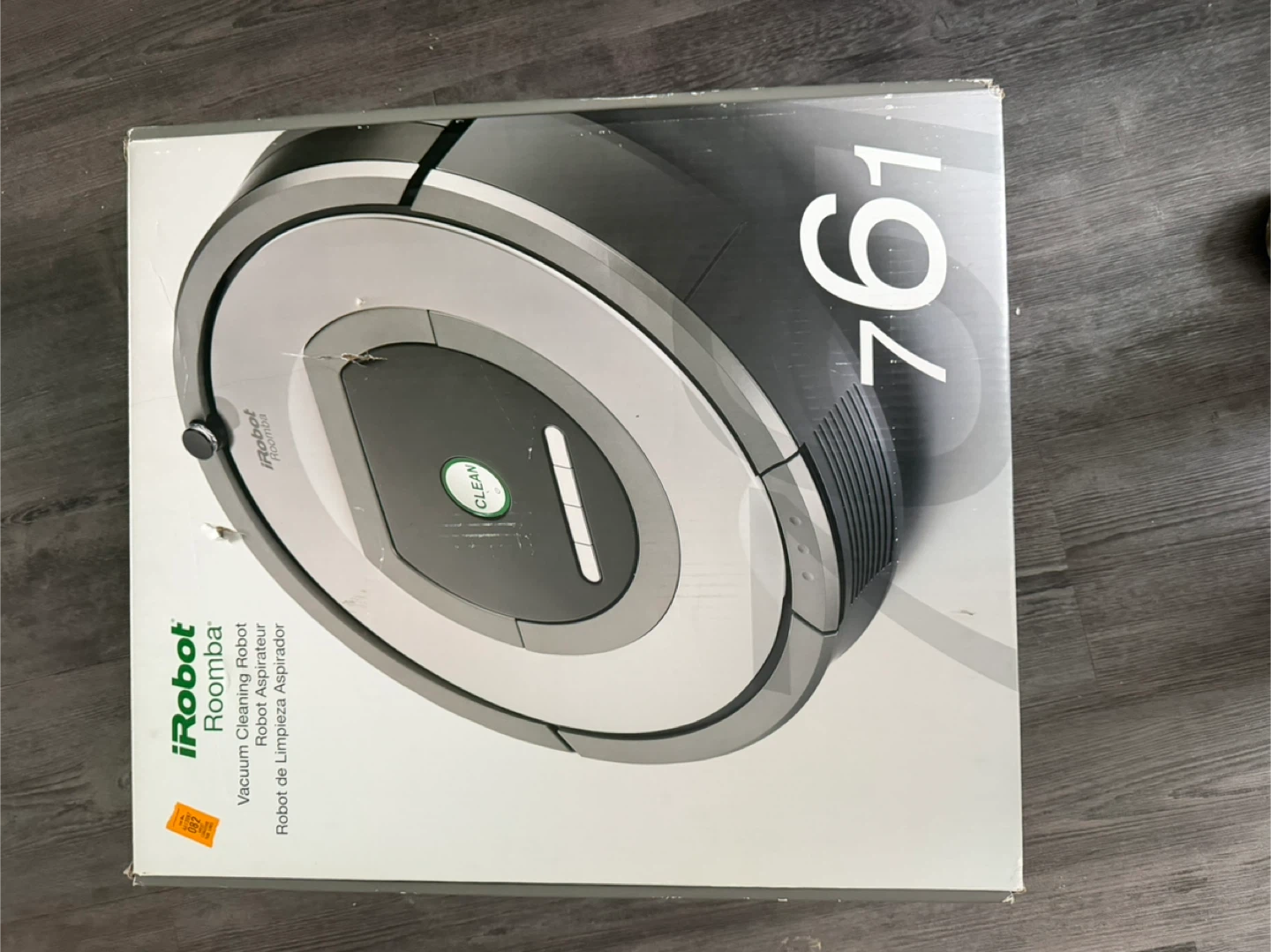 iRobot Roomba 761 Vacuum Cleaning Robot