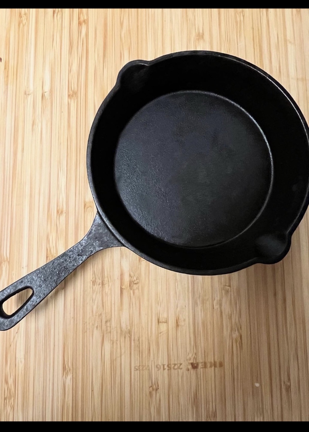 Cast iron skillet oven & broiler-safe