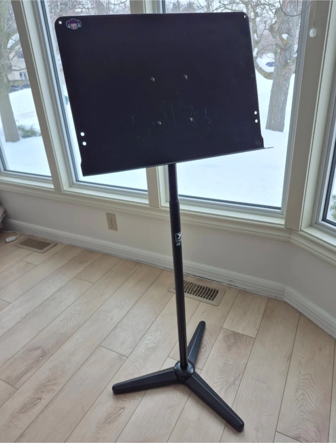 Black Adjustable Music Stand