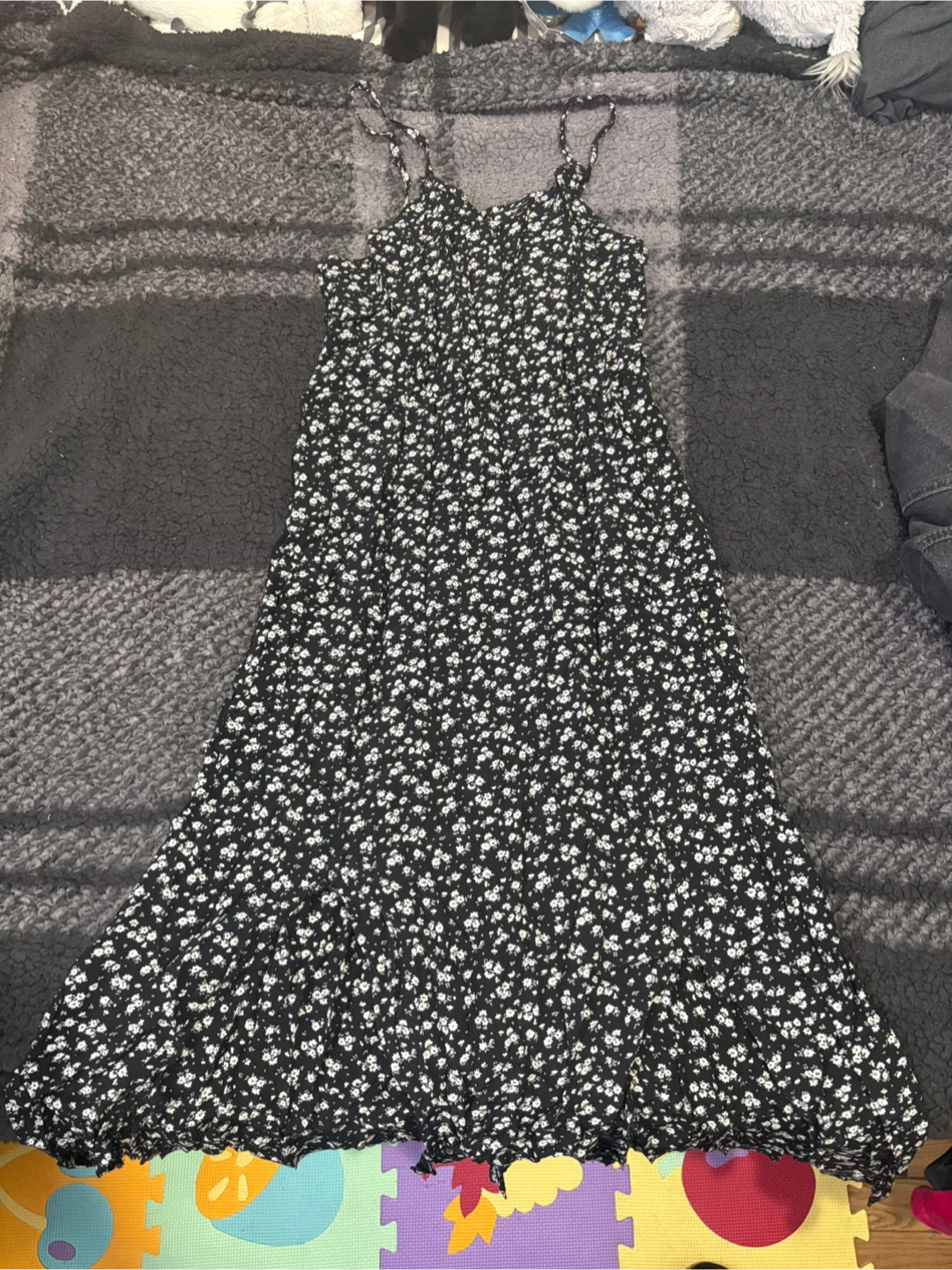Women’s Long Floral Dress - Med/Large