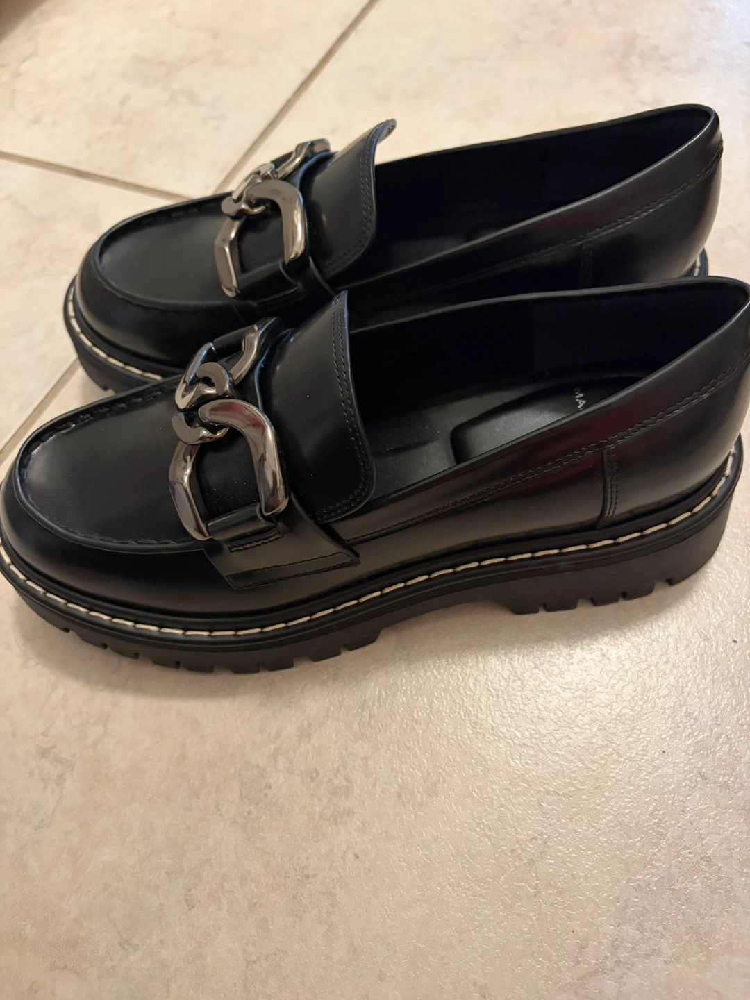 Marc Fisher Trisca Black Leather Chain Loafers - photo 3