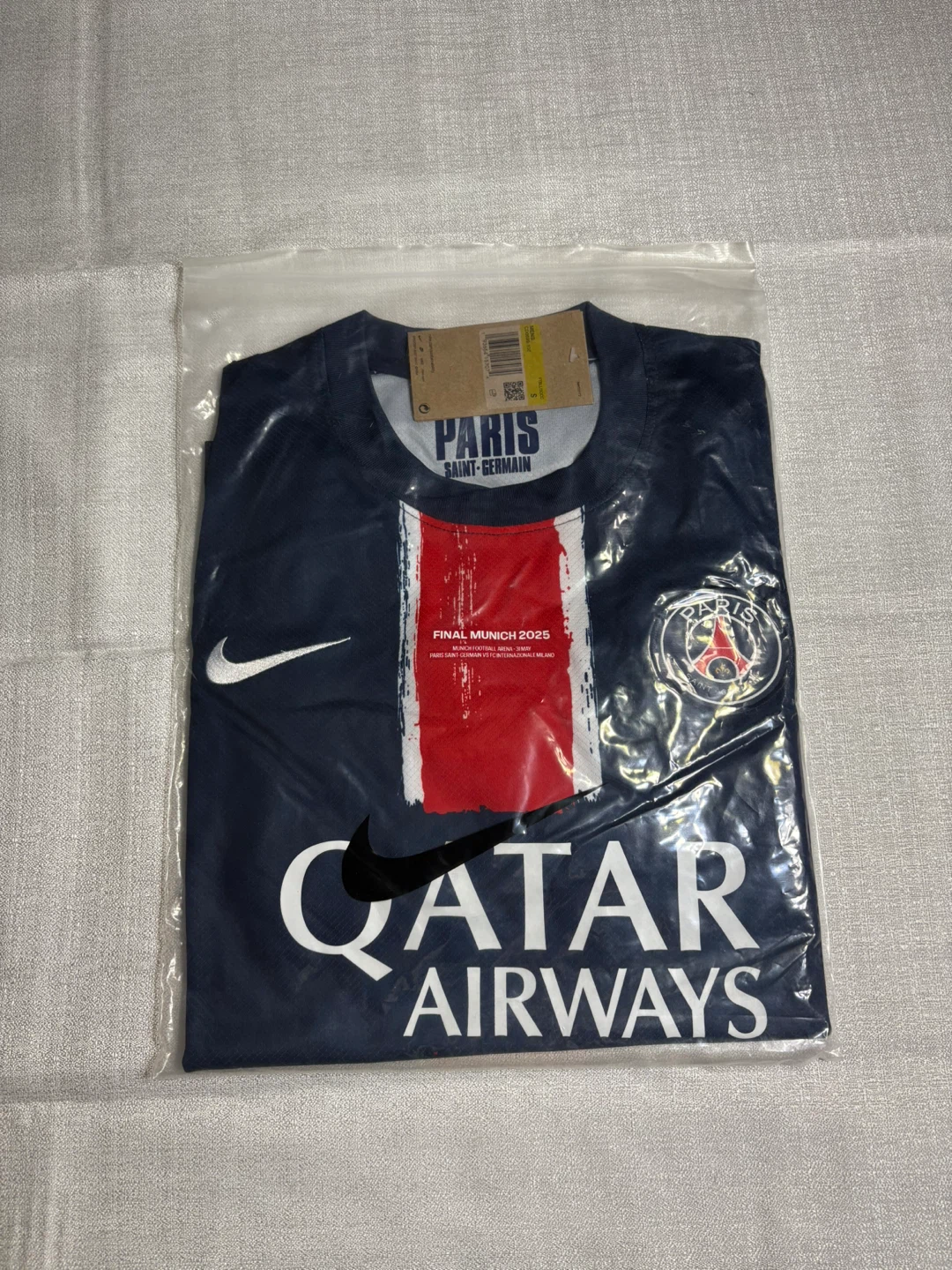 Nike Paris Saint-Germain Soccer Jersey - Size S - photo 2