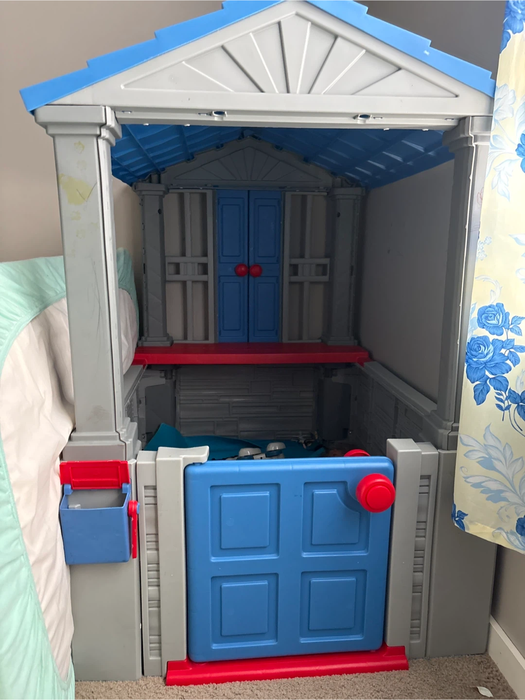 Little Tikes Deluxe Home Play House