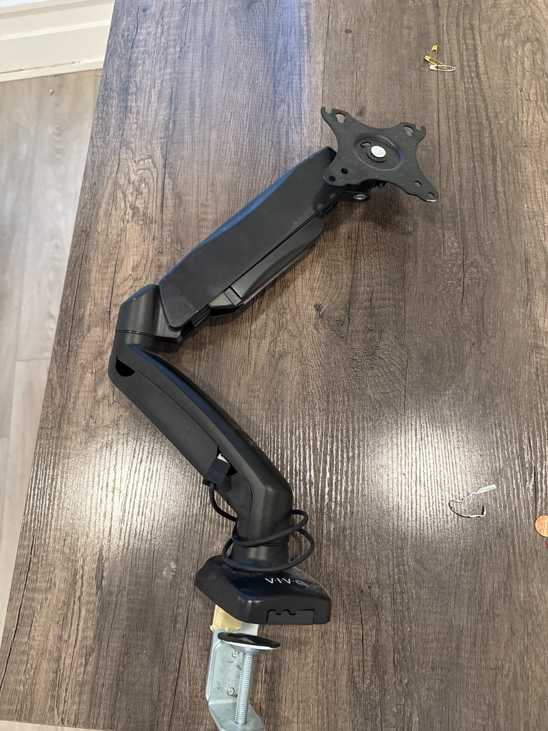 VIVO Monitor Arm
