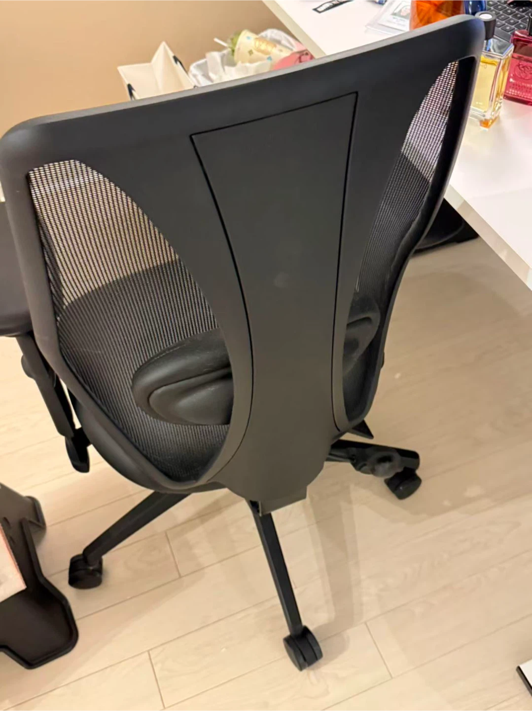 Ergonomic Office Chair original $1300 - photo 2