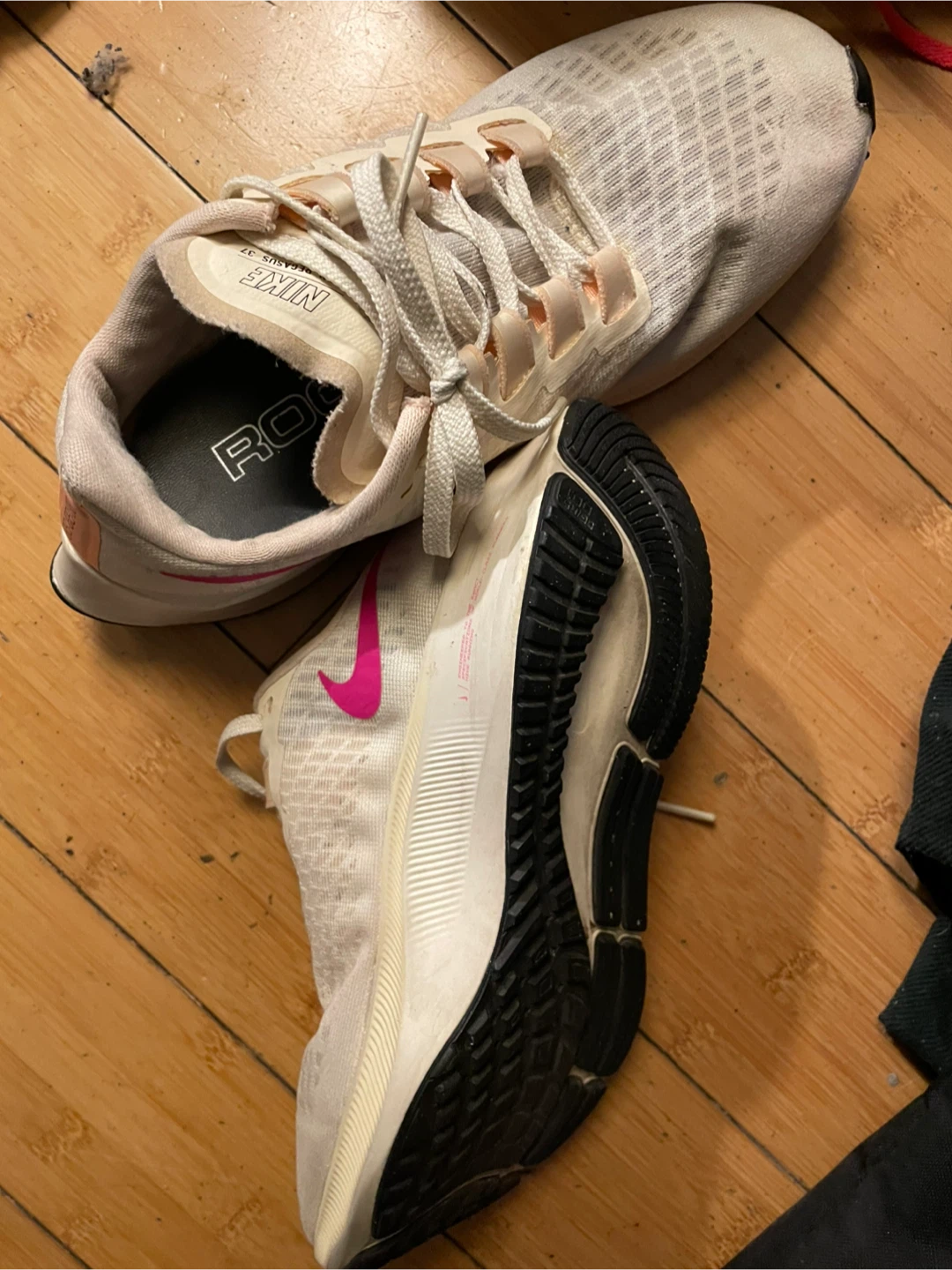 Nike Air Zoom Pegasus 37 Women's Running Shoes size 7