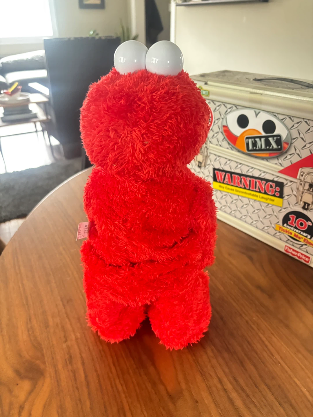 Fisher-Price Tickle Me Elmo 10th Anniversary Edition - photo 3