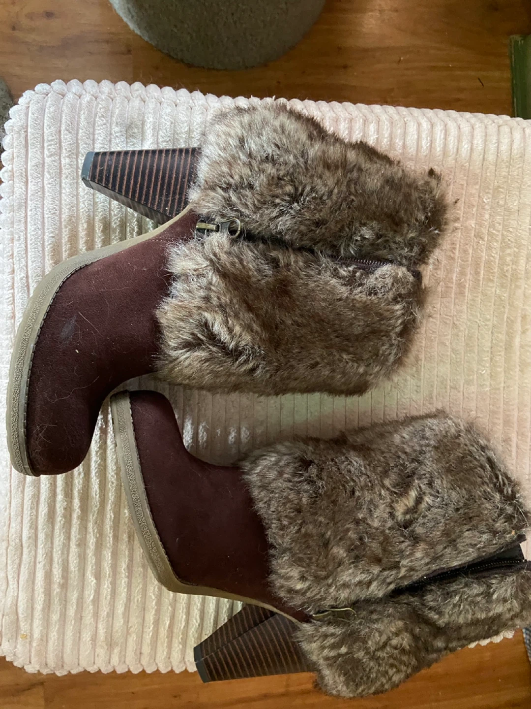 Bzees Fur Boot Style 199120 Java Size 8 - photo 3