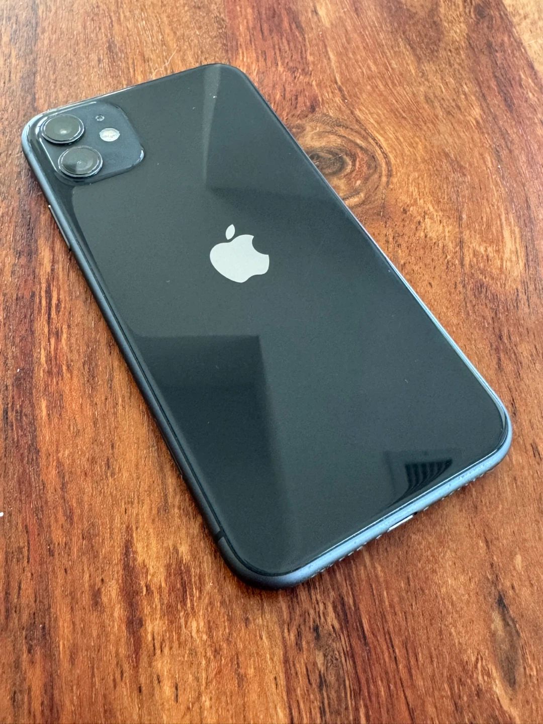 I phone11 64g - photo 2