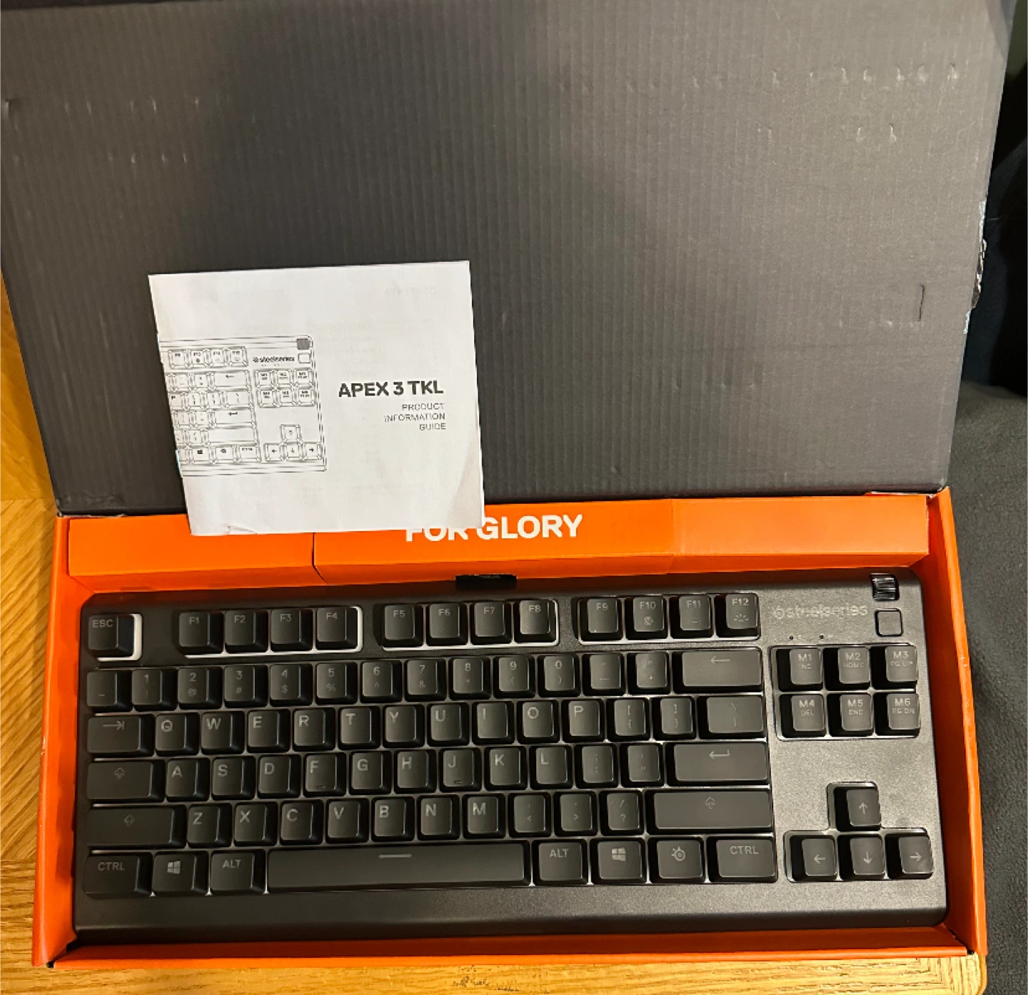 SteelSeries Apex 3 TKL Gaming Keyboard - photo 3