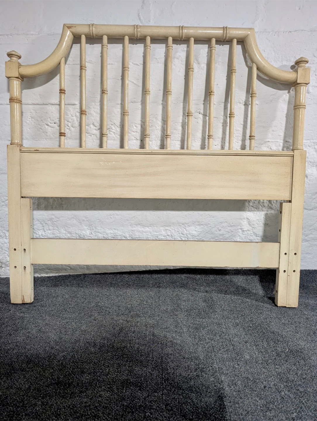 Thomasville bedroom set - photo 3