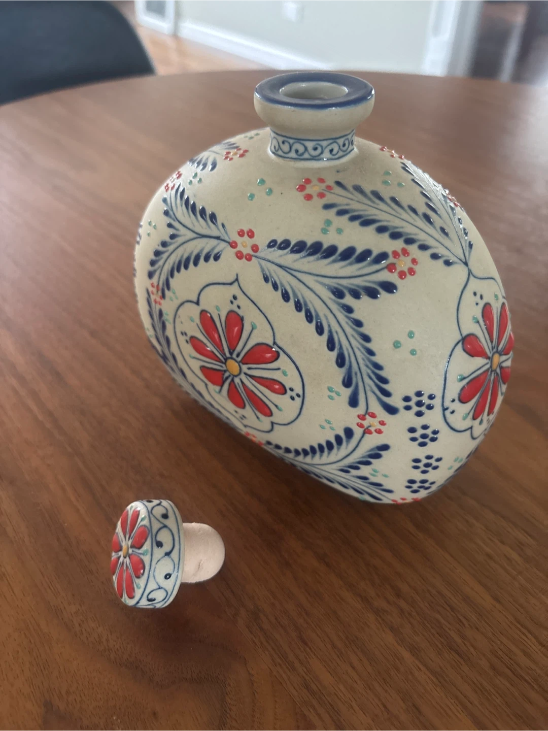 Chica Reposado Tequila Bottle - photo 4