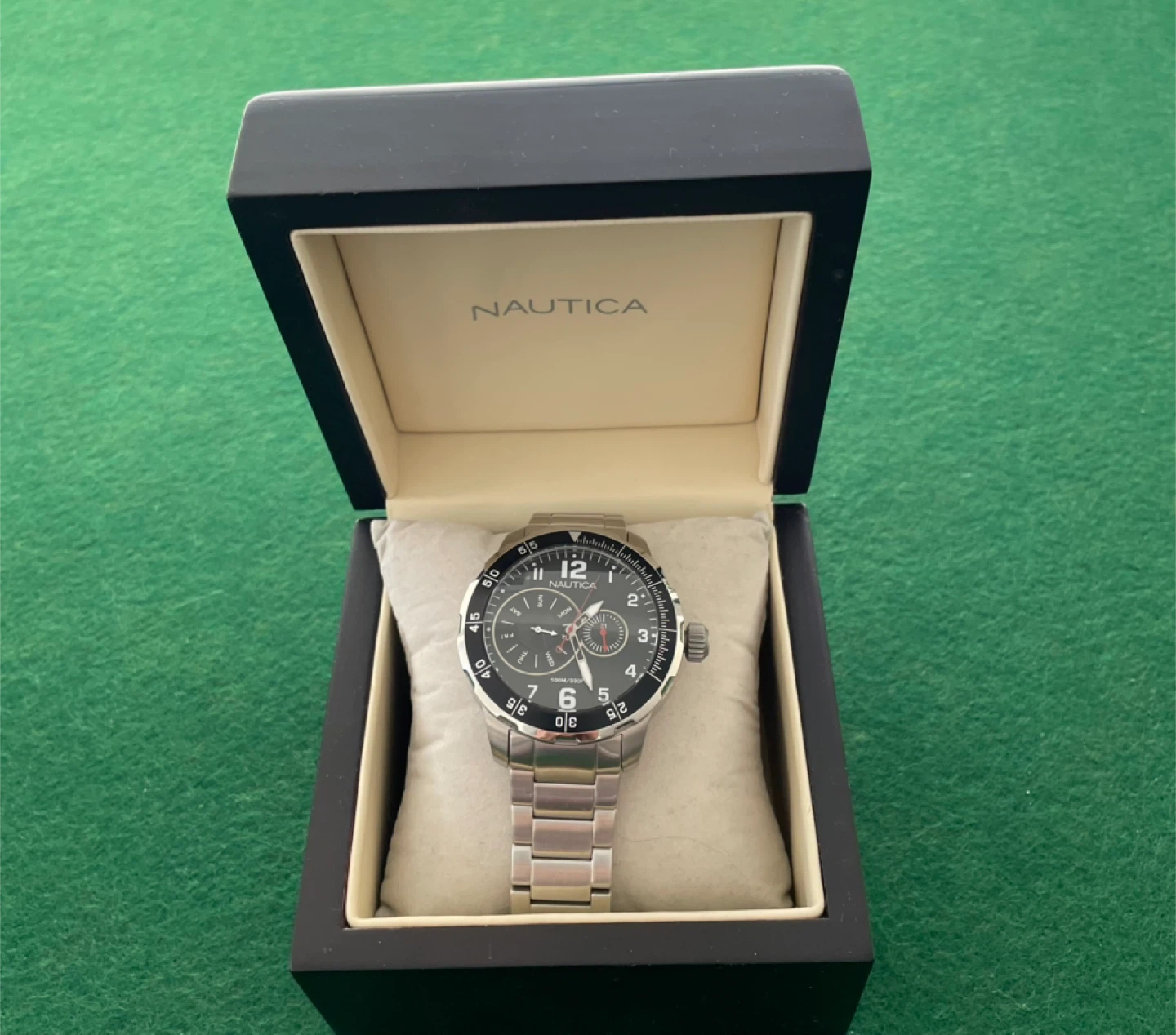 Nautica watch (brand new)