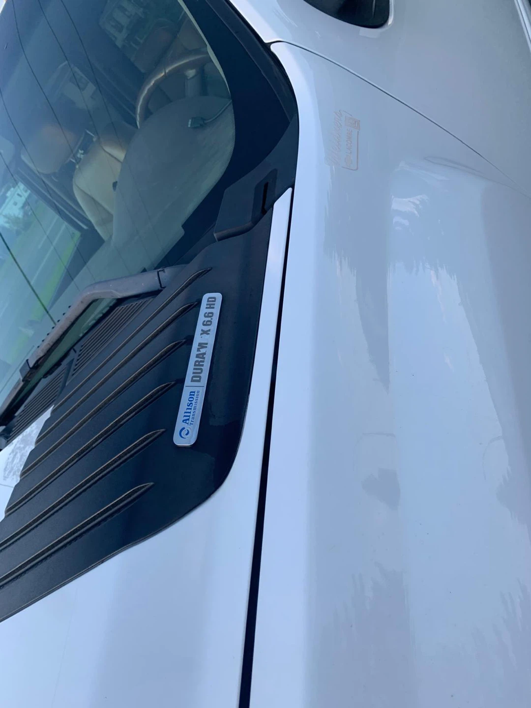 White Chevrolet Silverado 3500 HD Duramax Diesel - photo 5