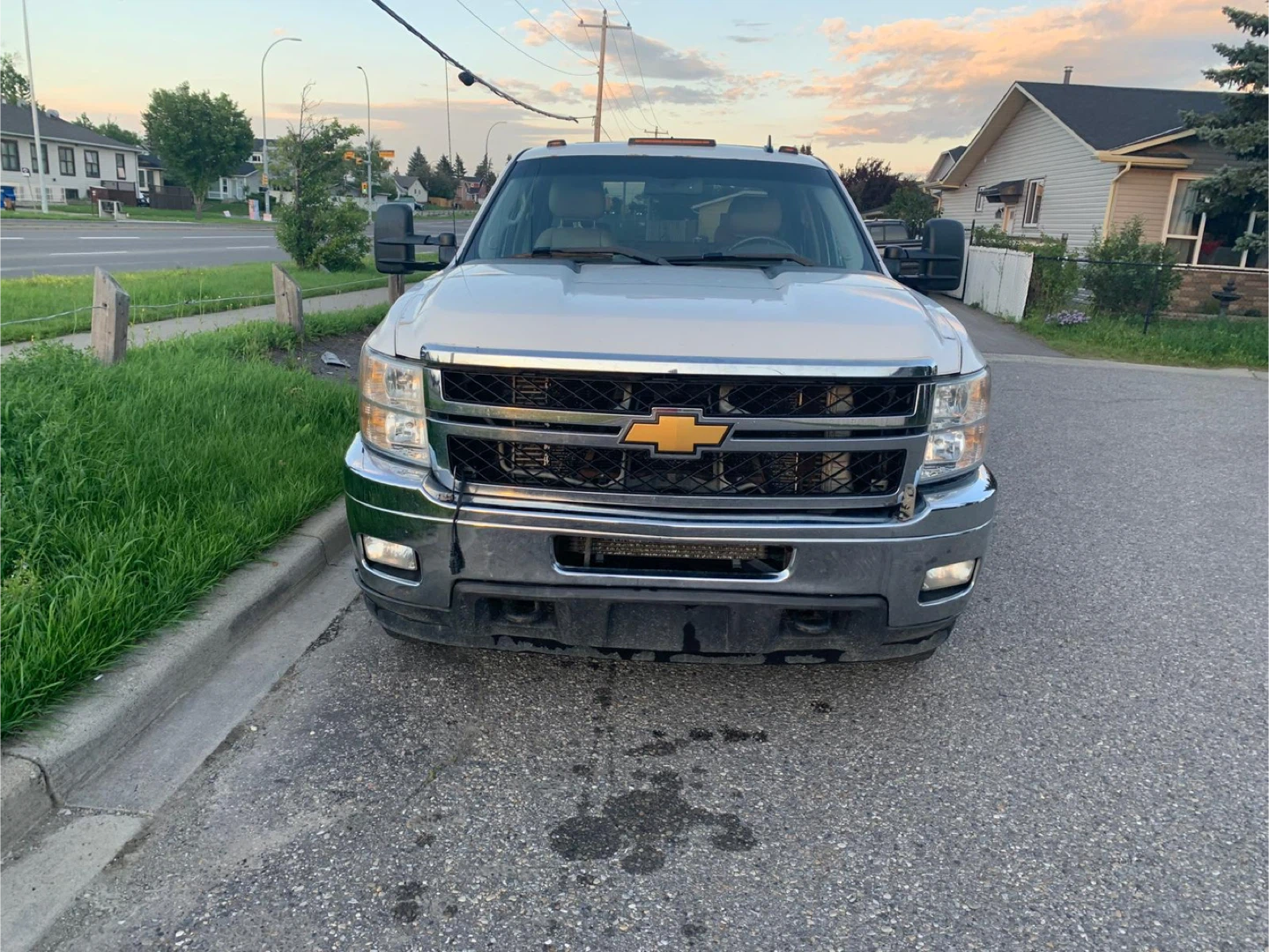 White Chevrolet Silverado 3500 HD Duramax Diesel - photo 2