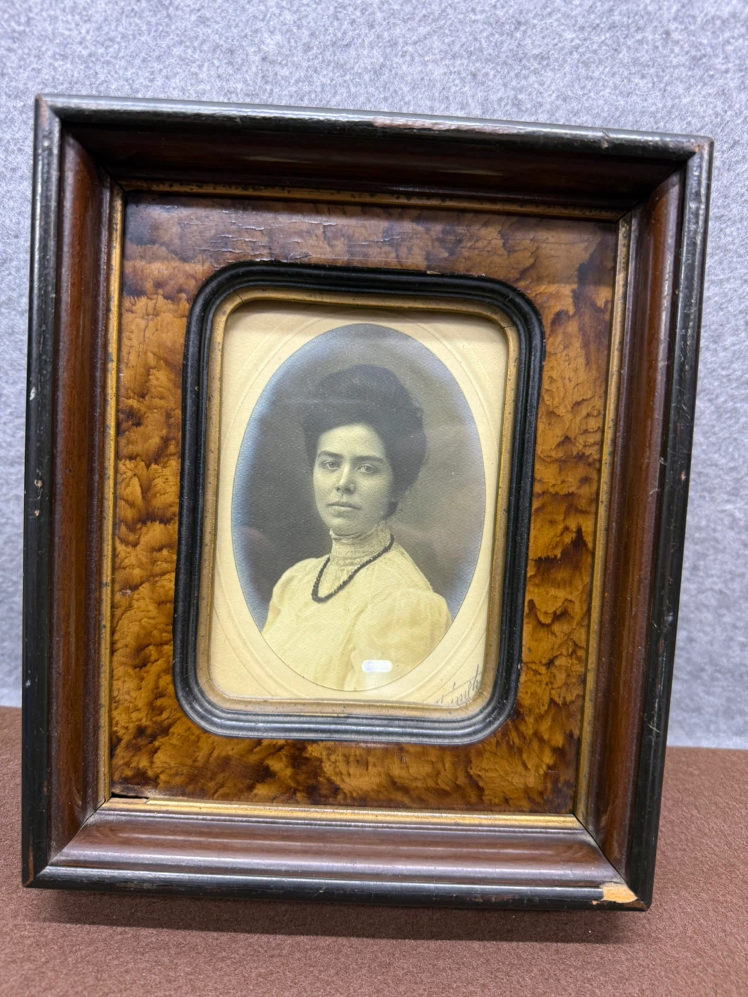 Antique Couple Portrait Photos Wood Frames - photo 5