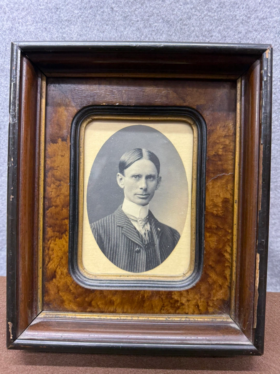Antique Couple Portrait Photos Wood Frames - photo 4