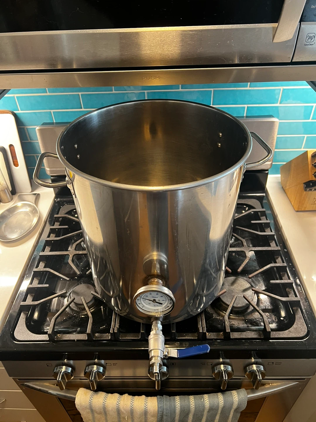 Stainless Steel 10 Gallon Kettle with Ball Valve & Thermometer - photo 2