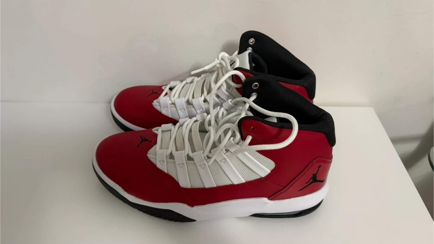 Jordan Shoes - Red/White/Black - photo 4