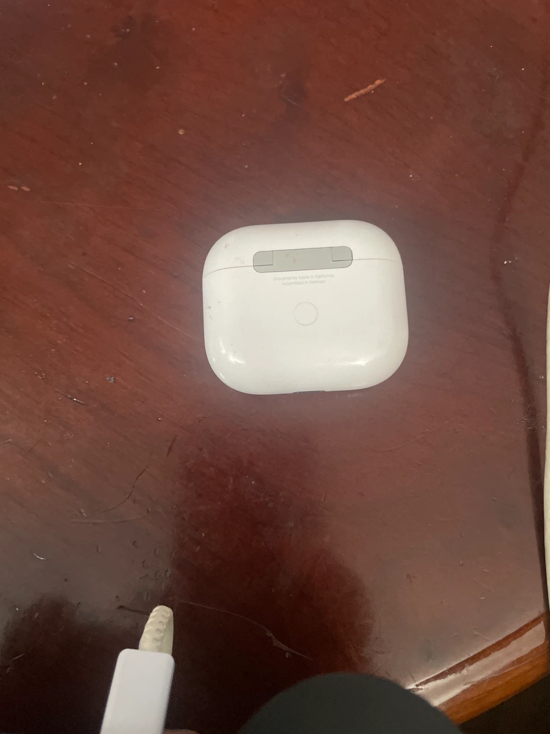 Apple AirPods Pro Charging Case