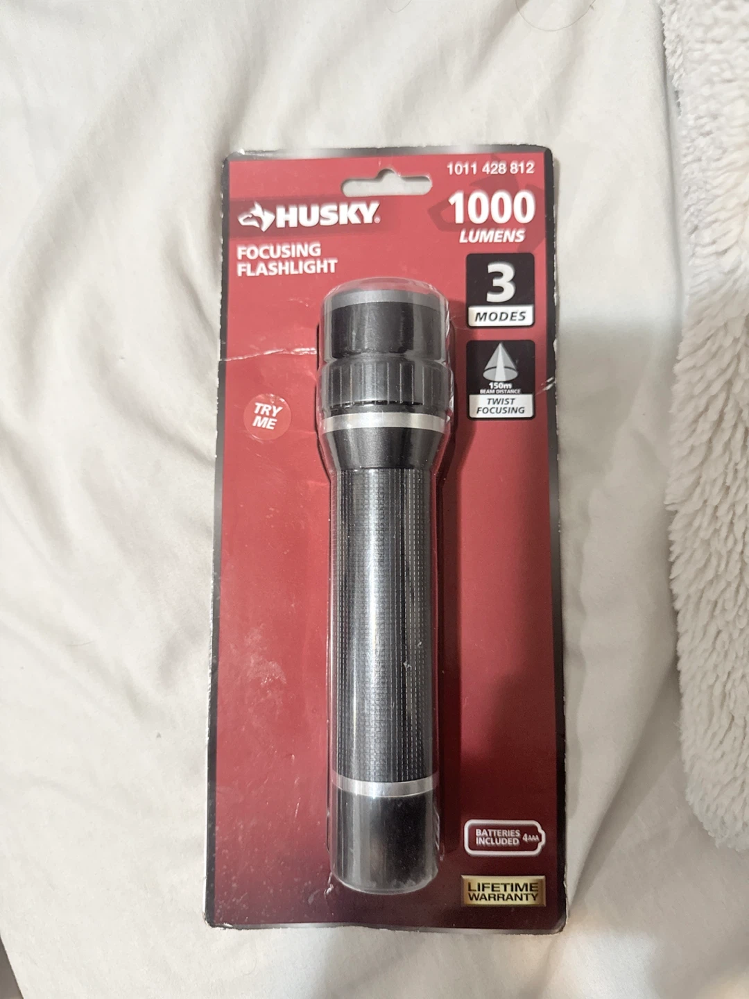 Husky Focusing Flashlight - 1000 Lumens