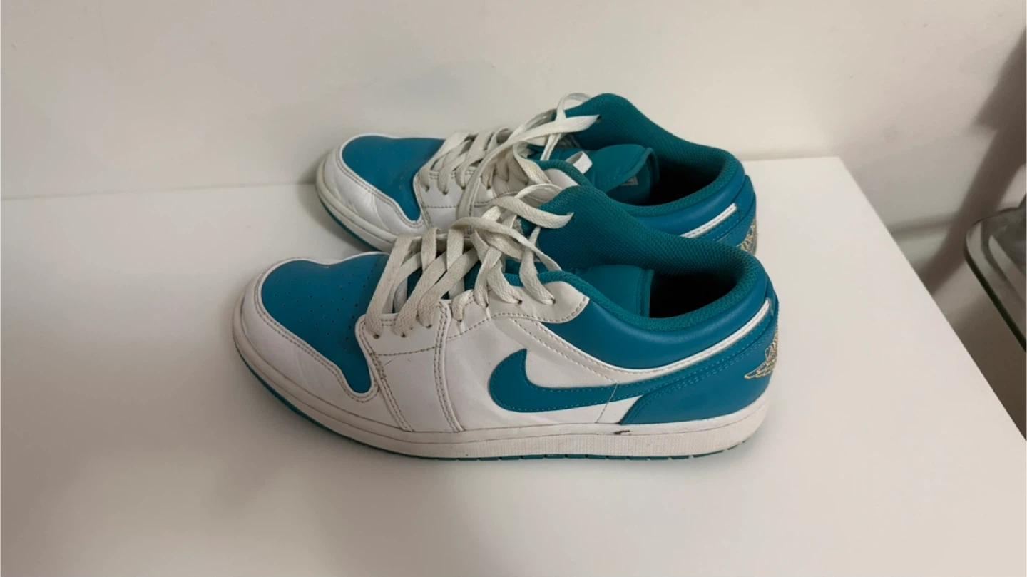 Air Jordan 1 Low Teal White Sneakers - photo 2