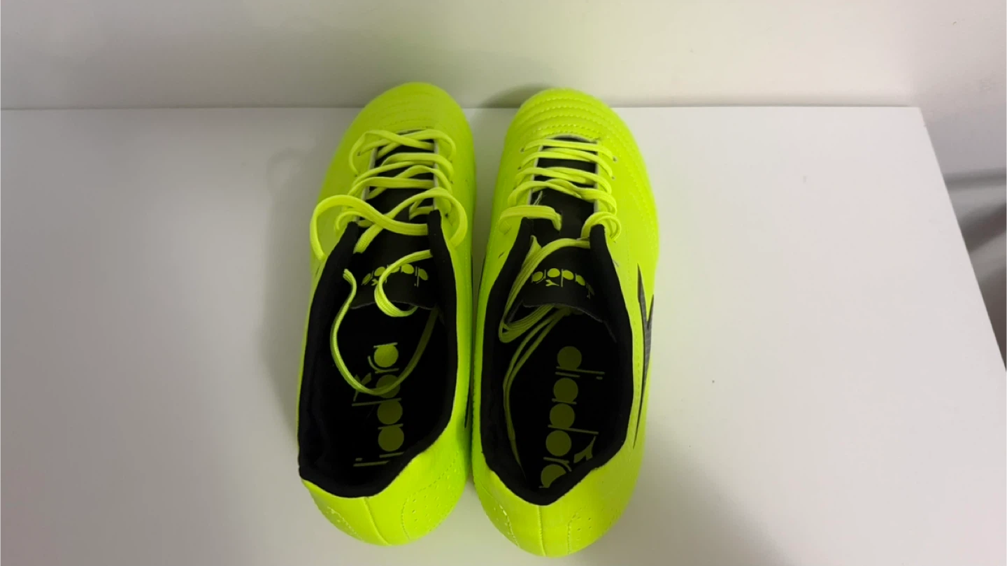 Diadora Soccer Cleats - Neon Yellow - photo 2