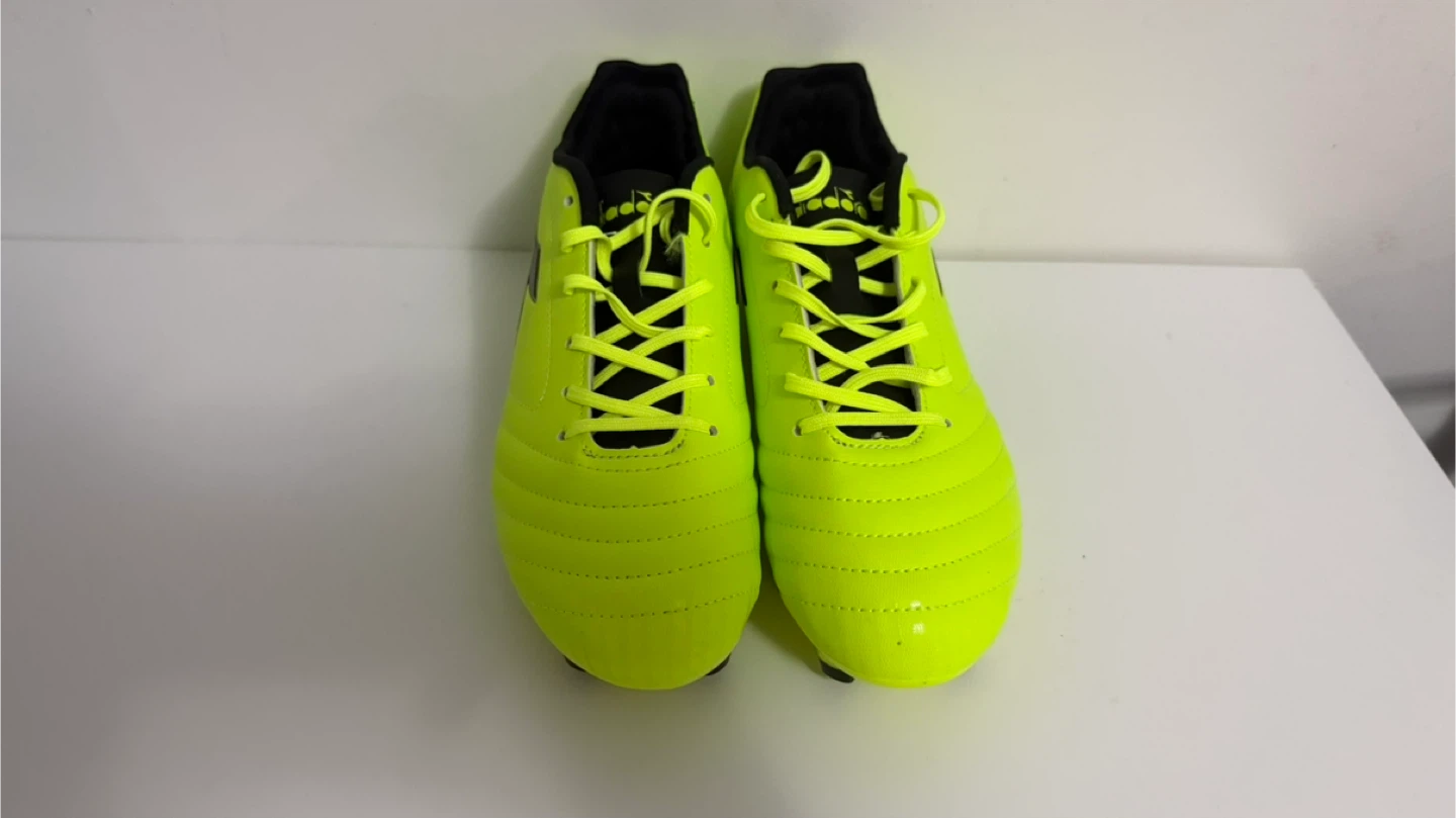 Diadora Soccer Cleats - Neon Yellow - photo 5