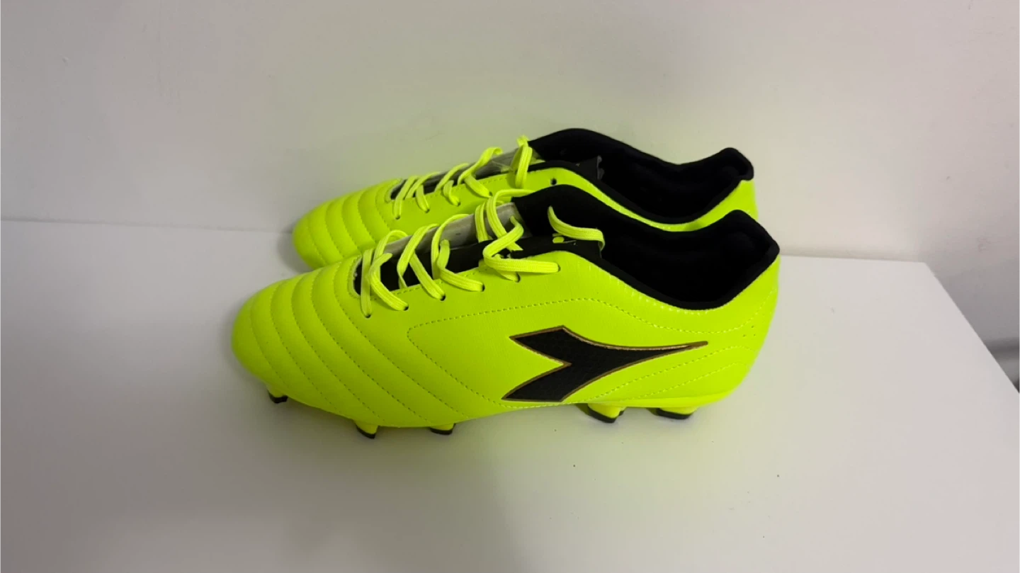 Diadora Soccer Cleats - Neon Yellow - photo 4