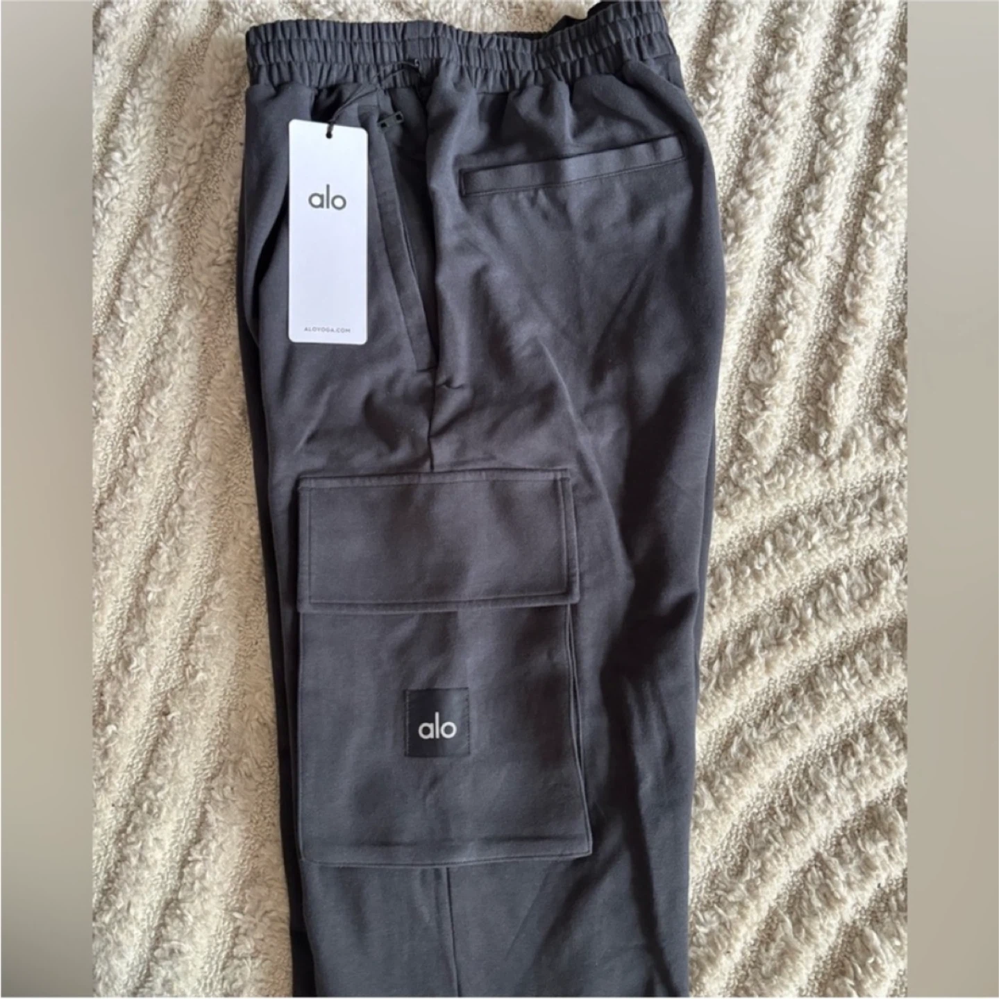 NWT Alo Yoga Double Take Cargo Pant - photo 4