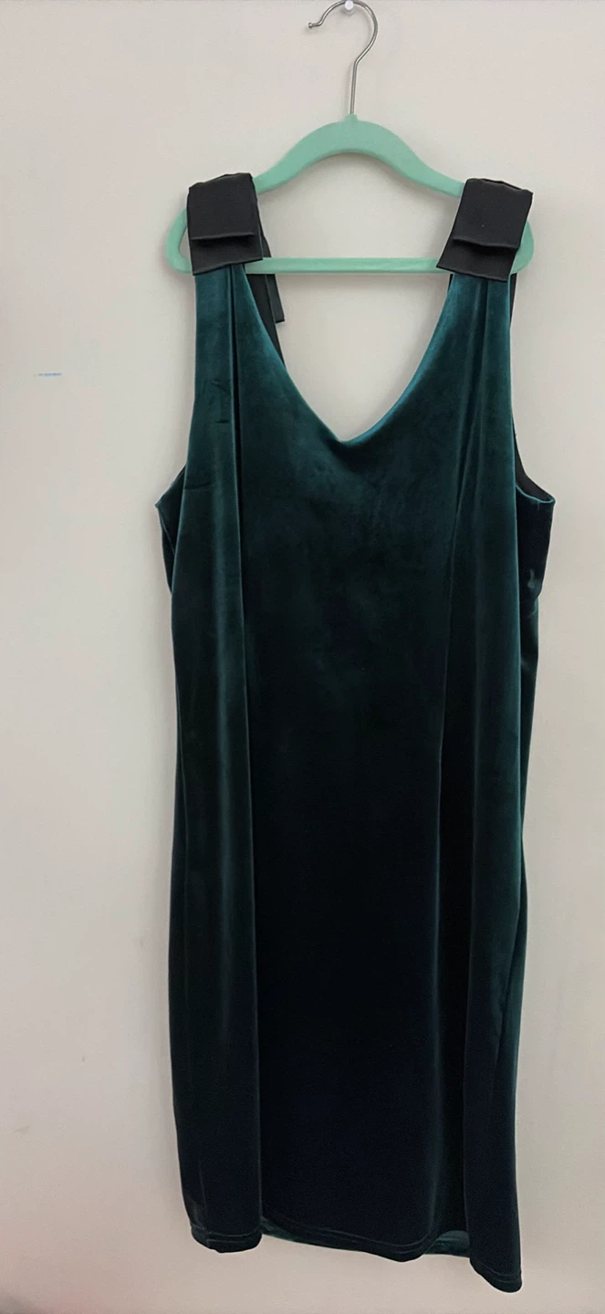 ⭐️⭐️⭐️Velvet Vero Moda dress with Bow Shoulders - photo 2