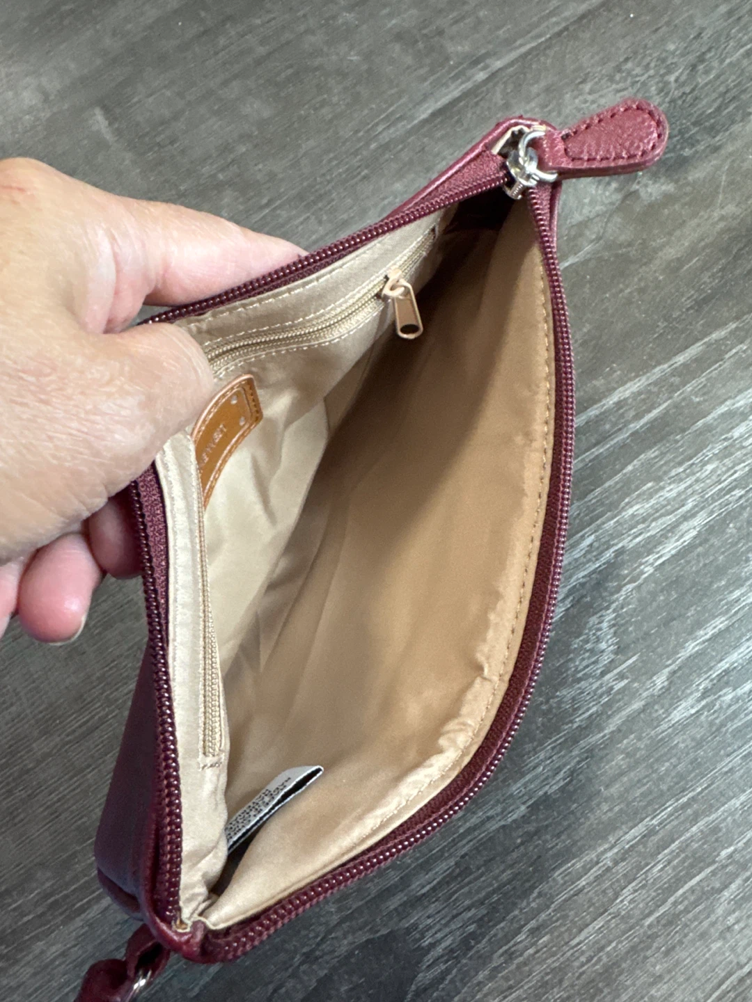 Nine West Maroon Faux Leather Wristlet Clutch - photo 5