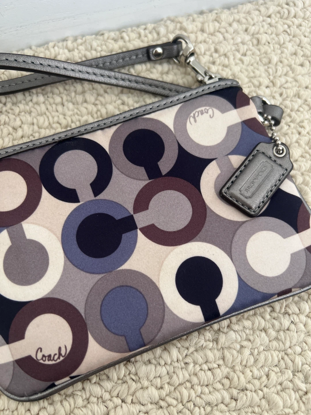 Coach Signature C Wristlet Pouch - photo 3