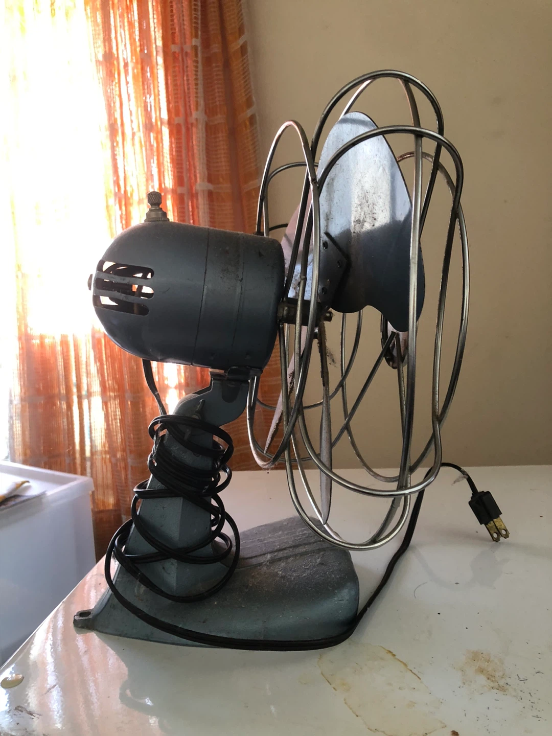 Vintage Torcan Electric Fan - photo 3