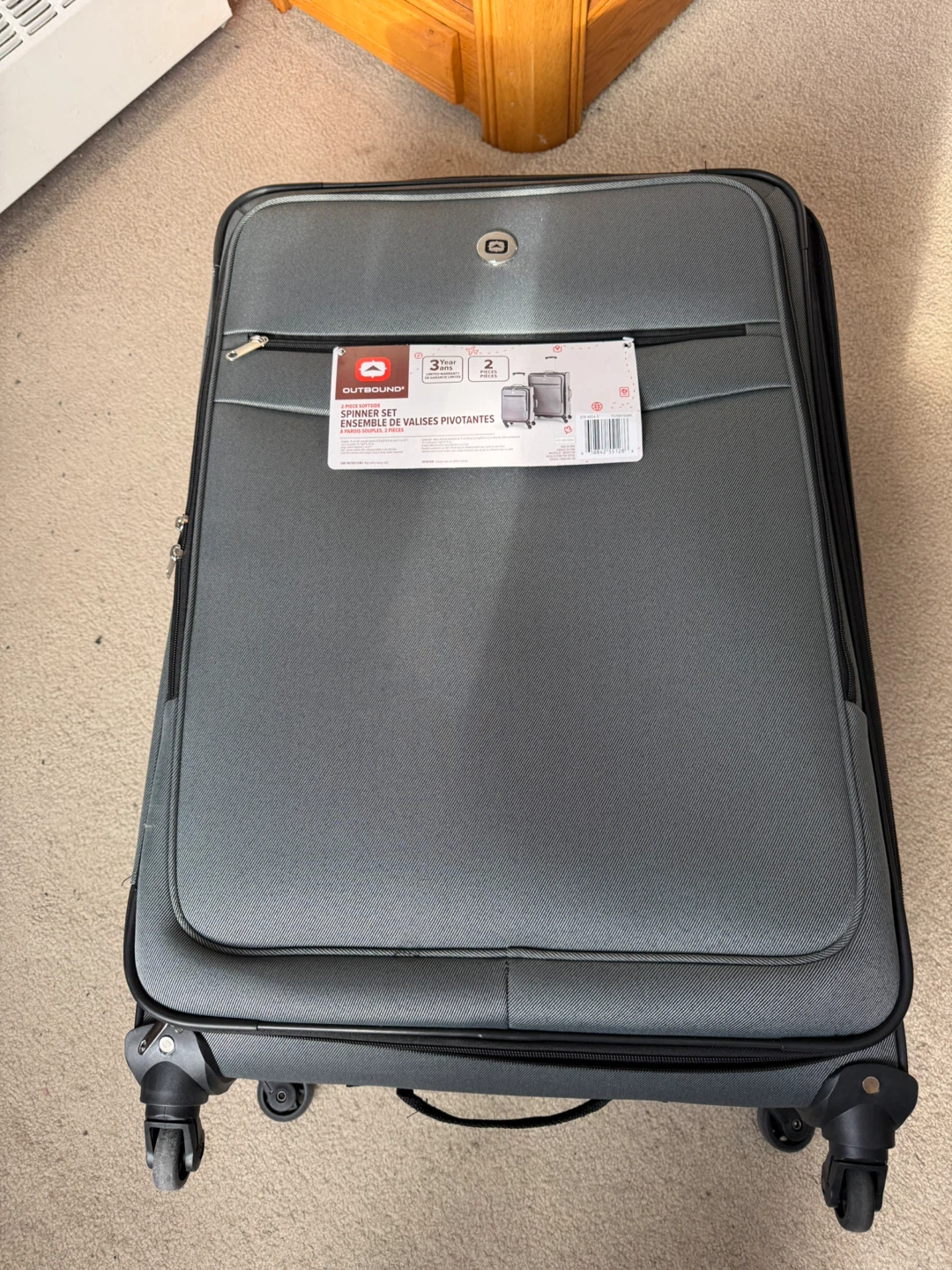 Large Outbound Spinner Suitcase - Grey