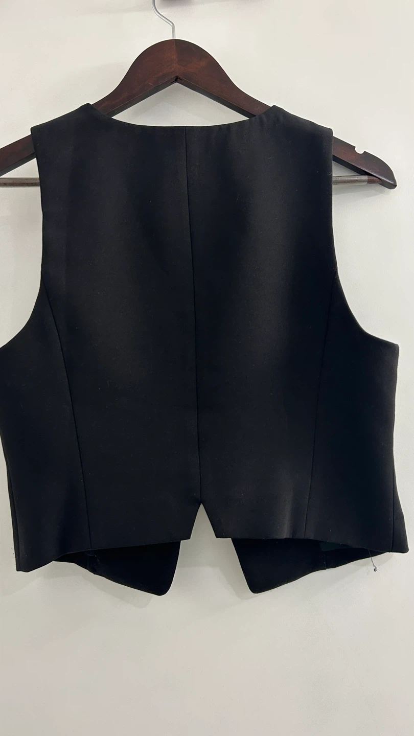 Black Vest Sparkly Ribbons - photo 2