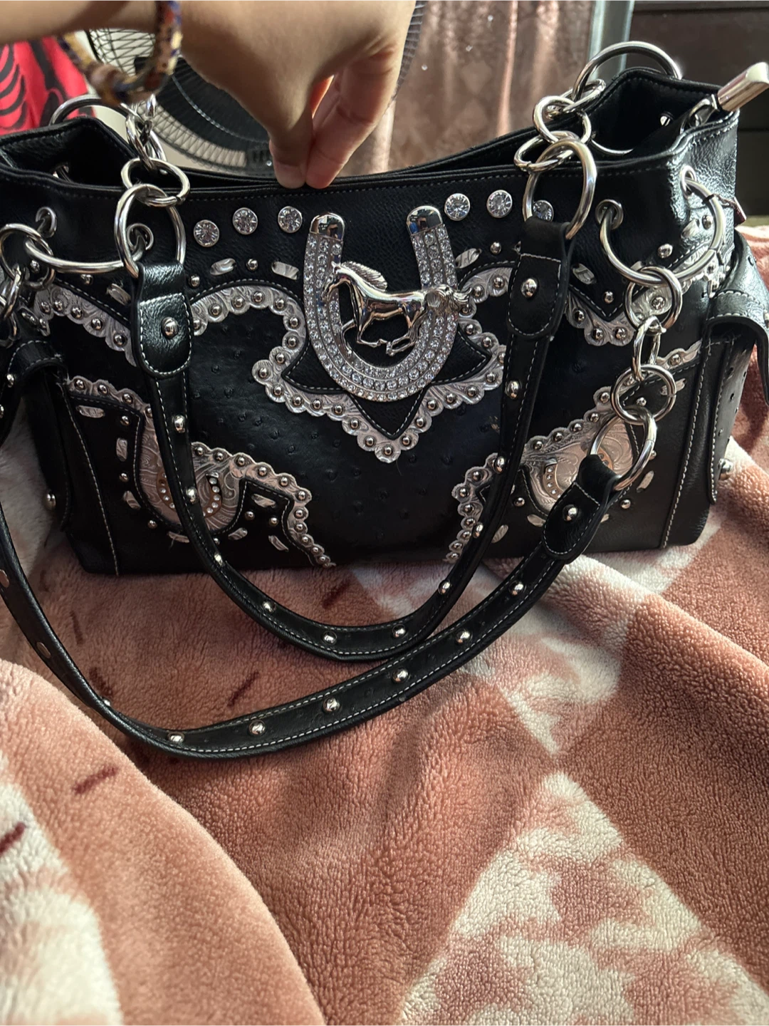 Unique ways vintage black purse